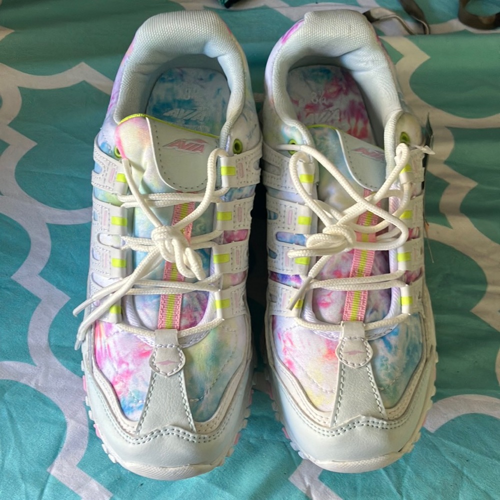 Avia NWT Sneakers Sz8.5
